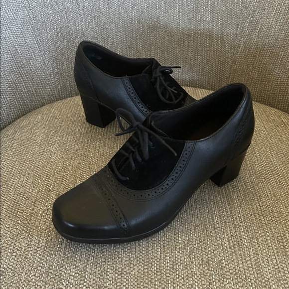 Clarks Bendables Scheme Melrose Leather Heels - Picture 1 of 6